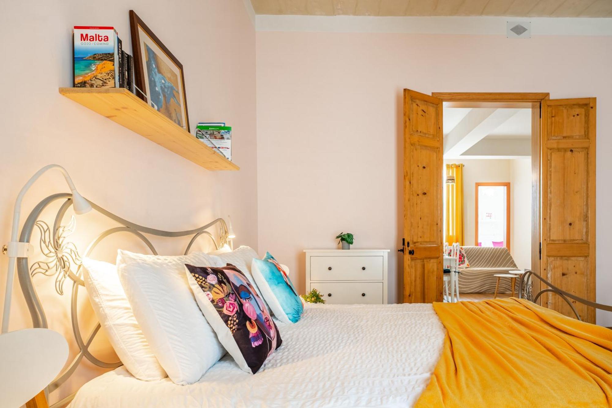 סליאמה Sunny Lodging מראה חיצוני תמונה