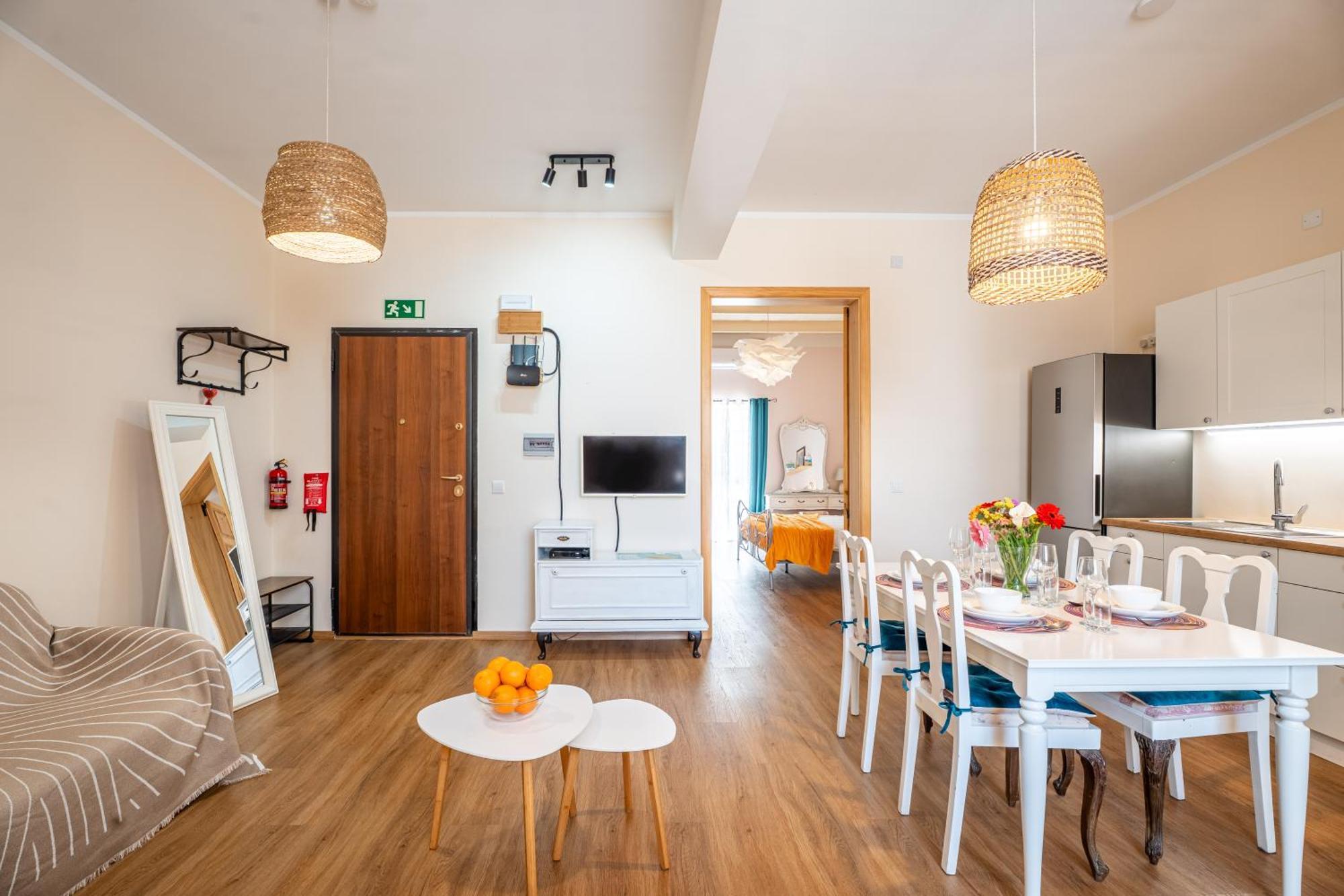 סליאמה Sunny Lodging מראה חיצוני תמונה